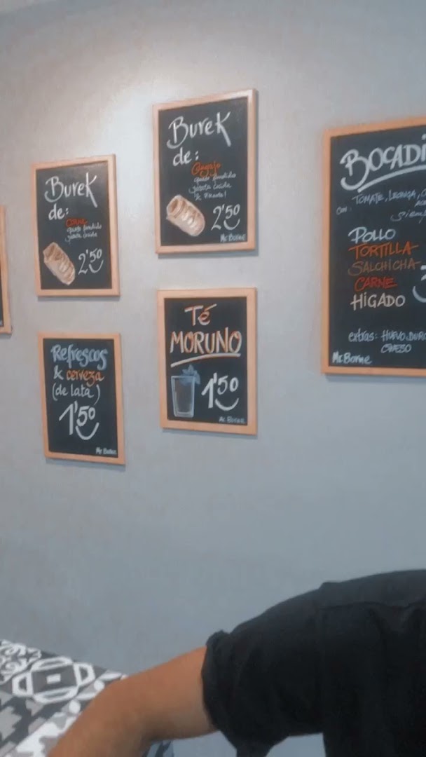 Mami BORNE | Restaurant de menjar autèntic · Fotos 4